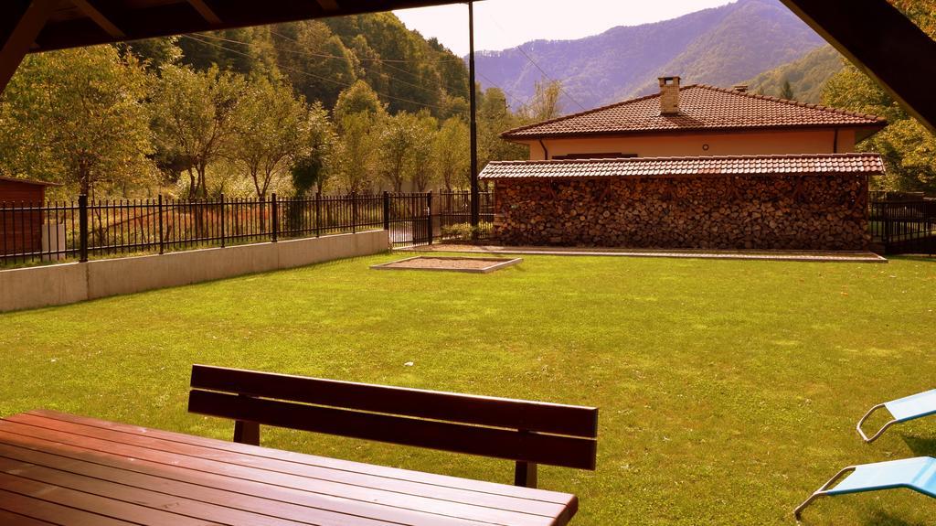 Boyana Vacation Houses Cherni Vit Buitenkant foto
